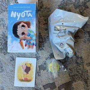 POP MART Nyota I Am The Seasons Sunseeker figure